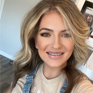 Meet your Posher, Aimee